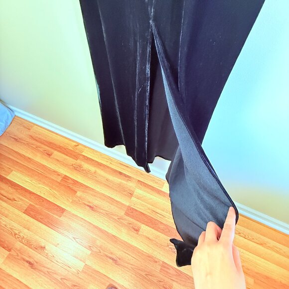 NWT Lulus Velvet Maxi Dress – Sz M - Picture 8 of 12